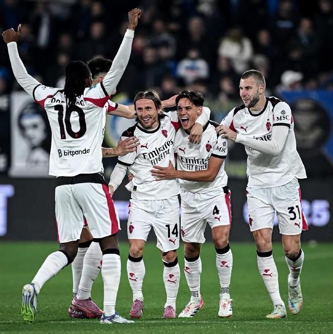 篮球NBA官方公布最新MVP榜单（NBA官方发布最新MVP排名）