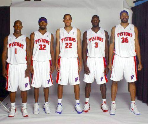 阿莱格里：拉比奥会踢德比；齐沃和小因扎吉的差异很小（阿莱格里：拉比奥将出战德比，齐沃与小因扎吉差别不大）