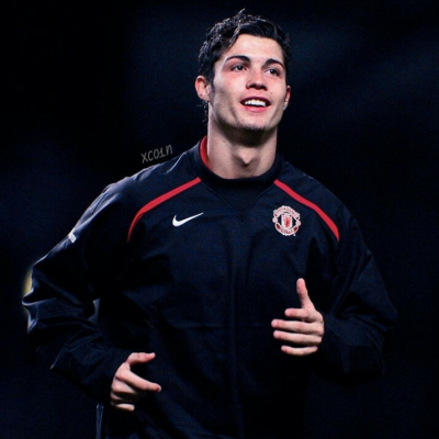 李梦告別WCBA，加盟新联赛年薪近千万（李梦离开WCBA，转战新联赛，年薪逼近千万）