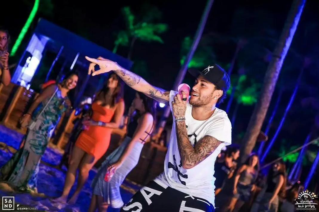 前西班牙主帅谈亚马尔：如果私人生活不端，职业生涯不会长久（前西班牙主帅谈亚马尔：私生活不自律，职业生涯难以长久）