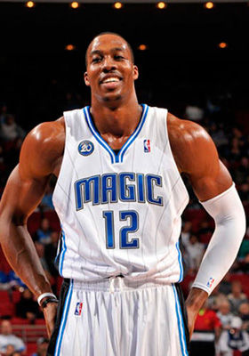 广州足球名宿温志军携手多名现役球员体验盲人足球（广州足坛名宿温志军联手多位现役球员走进盲人足球体验）