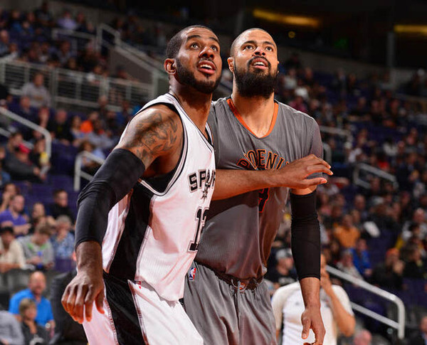 魔术晋级四强！肉装库里37分第一功臣 6人上双1数据是热火2倍（魔术闯进四强！“肉装库里”37分立首功，6人得分上双，关键数据碾压热火达两倍）