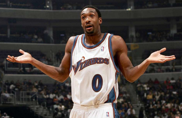 2025／26赛季英超：把胜利献给传奇！瓜帅执教生涯1000场拿下716场胜利（英超2025／26赛季：致敬传奇！瓜迪奥拉执教第1000场收获第716胜）