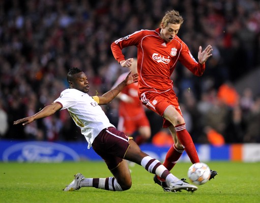 NBA精彩回放：湖人绝杀凯尔特人,（NBA经典瞬间：湖人压哨绝杀凯尔特人）