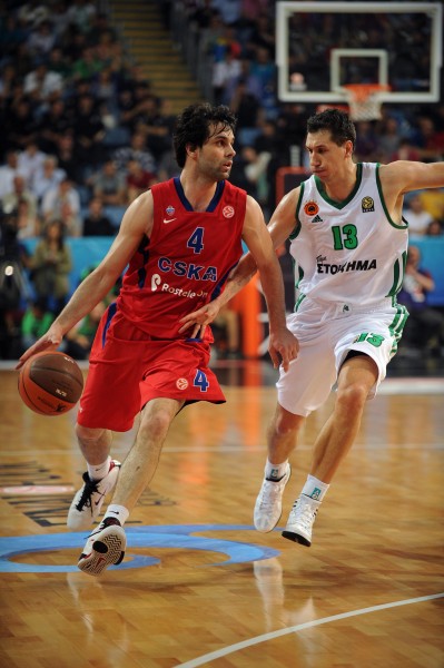 全尤文：巴萨对DV9很感兴趣，热刺、切尔西和拜仁也在关注情况（巴萨相中DV9，热刺、切尔西与拜仁同步关注动向）