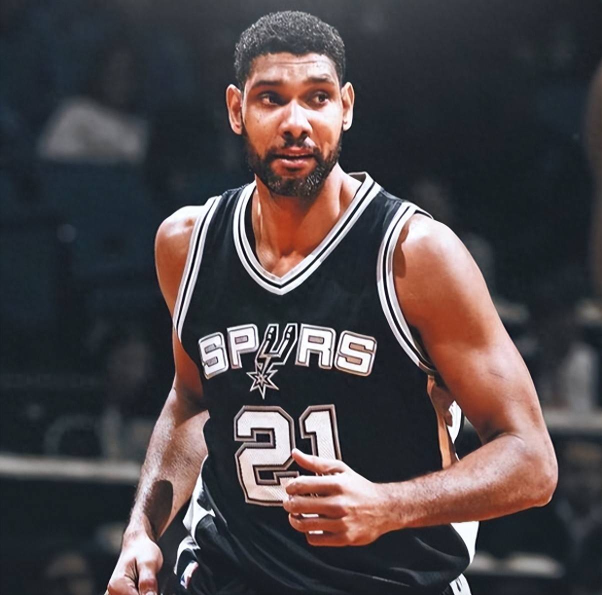 土媒：桑乔已经抵达土耳其，并和费内巴切高层商谈了转会事宜（土耳其媒体：桑乔已抵土，与费内巴切高层洽谈转会）