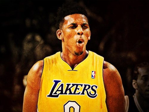 胶柱鼓瑟，阿尔梅达死抱击败巴萨的阵型出战后遭遇联赛三连败（固守击败巴萨的阵型，阿尔梅达联赛遭三连败）