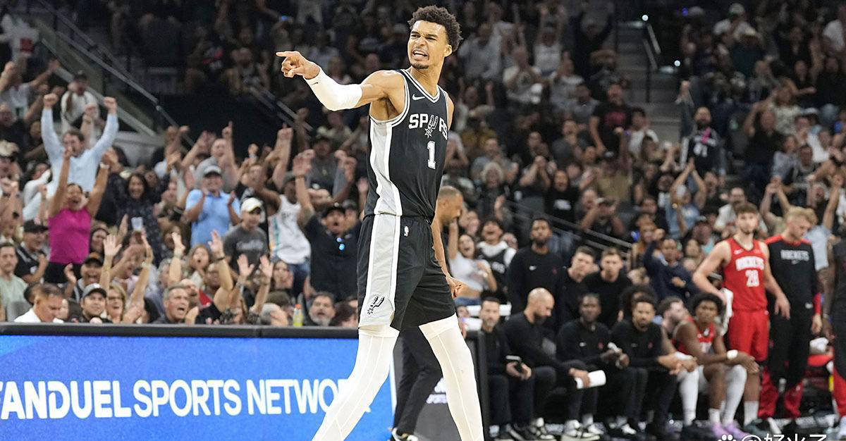 拜仁莱万多夫斯基关键进球锁定胜局（莱万关键破门助拜仁锁定胜利）