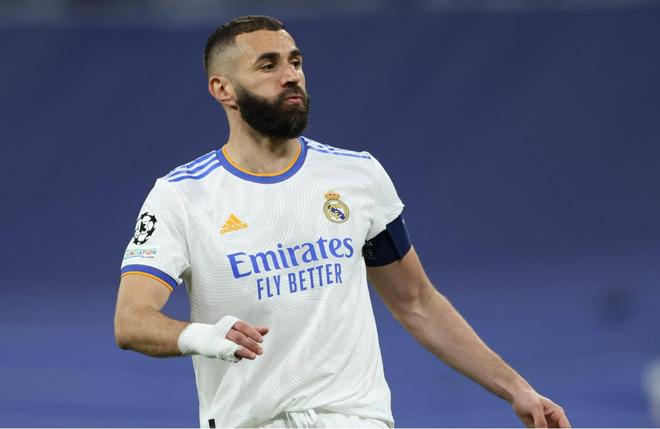 足球报：国安亚冠出局后，有球迷退了足协杯决赛的门票与酒店（足球报：亚冠出局后，部分国安球迷退订足协杯决赛门票和酒店）