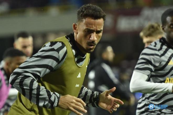 这扣篮我能看100遍（这个扣篮，百看不厌）