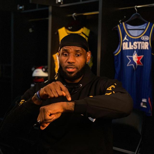 CBA赛场技术统计：广东队三分命中率领先,（CBA数据榜：广东队三分命中率居首）