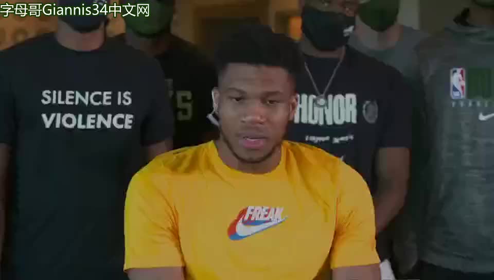 约基奇你太猛了，伯德用13年创造的纪录，你11年就打破了（约基奇太强！用11年改写伯德13年缔造的纪录）